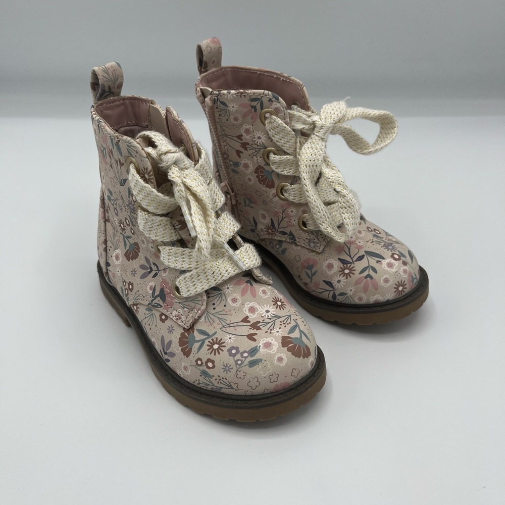 Cat and Jack Combat Boots Size 6